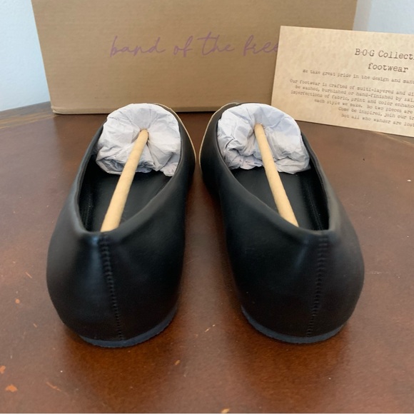 *NWT* BOG Band of the Free Gald Western Flats - Picture 5 of 11